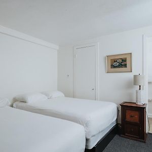 Chambre Standarde Lit Queen-Size